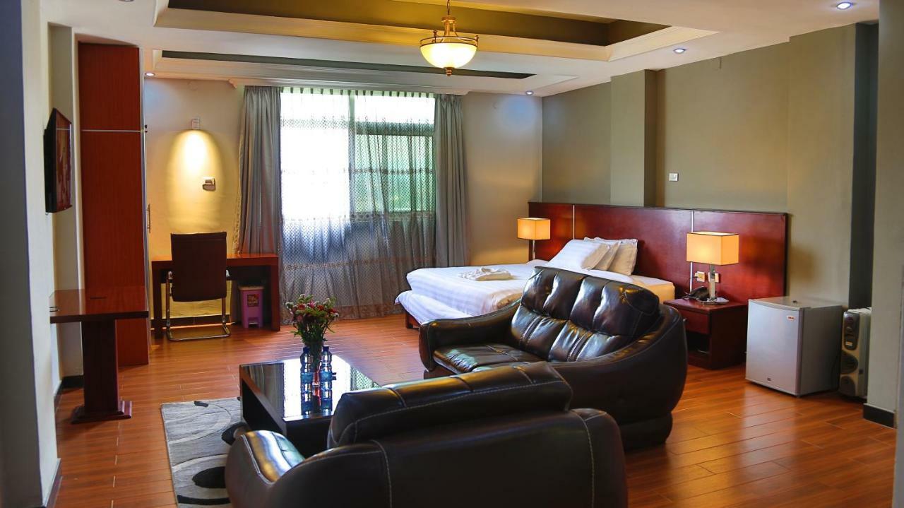 Yinm Furnished Apartment Аддис-Абеба Экстерьер фото