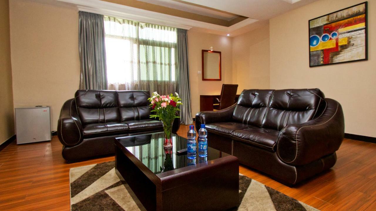 Yinm Furnished Apartment Аддис-Абеба Экстерьер фото